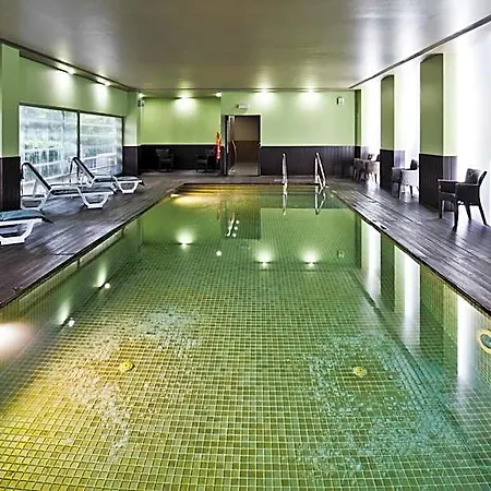 Otel Golden Tulip 4*