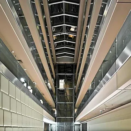Golden Tulip Otel 4*