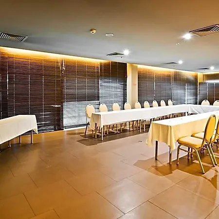 Otel Golden Tulip